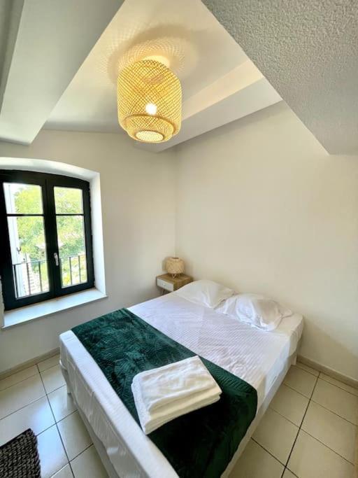 Varsovia/Parking Privee/Calme Apartment Каркасон Екстериор снимка